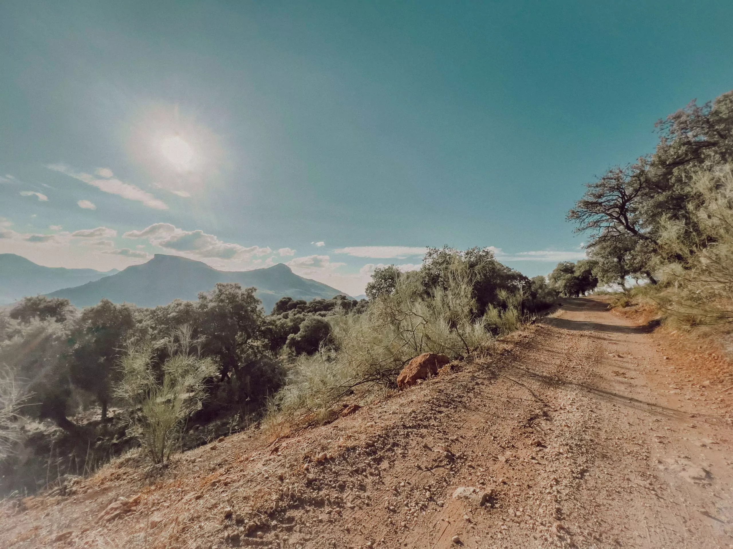 Travelbirds Ladonaira Ausblick auf Naturlandschaft