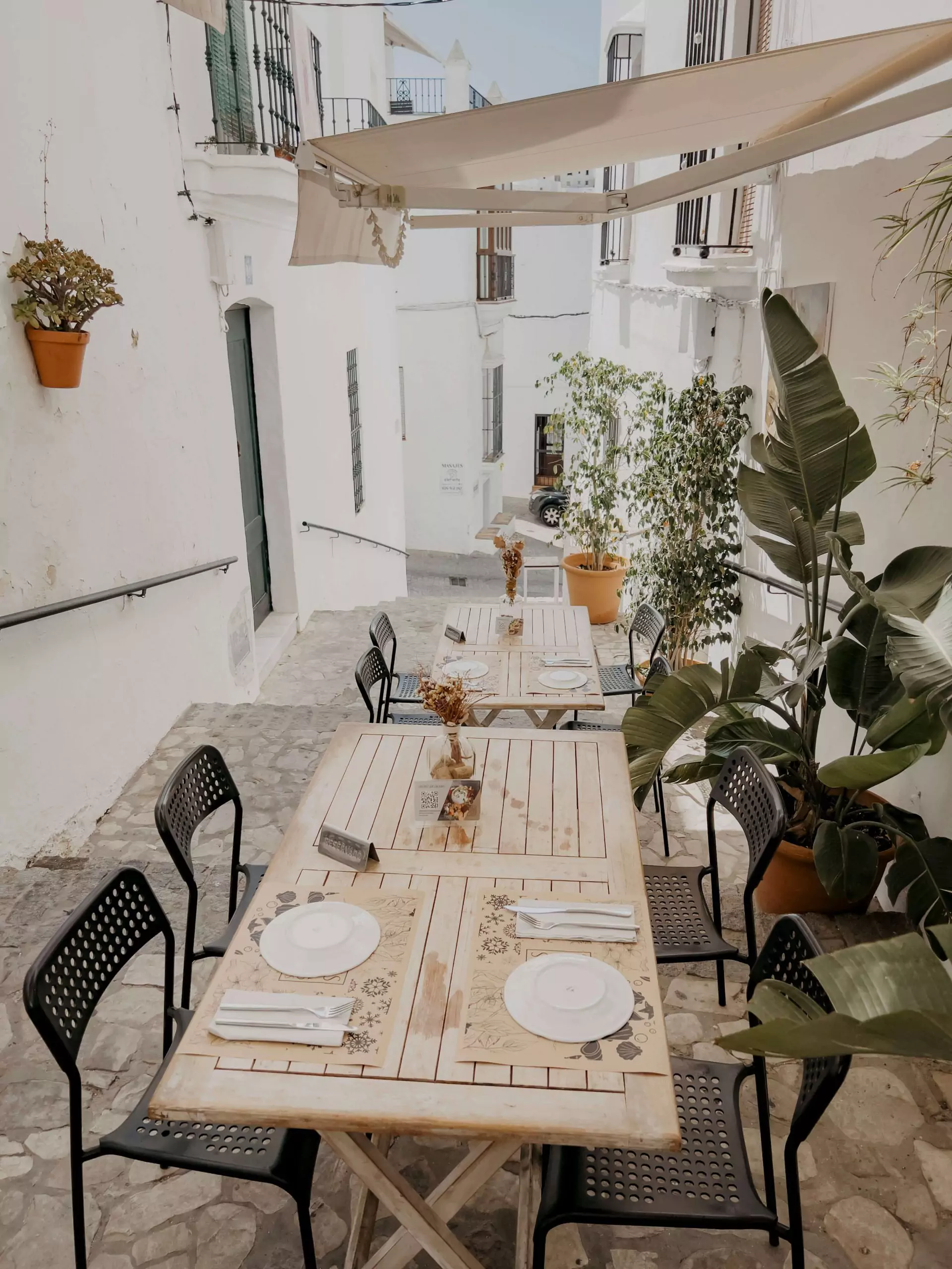 Travelbirds Ladonaira Vejer Restaurants in den Gassen