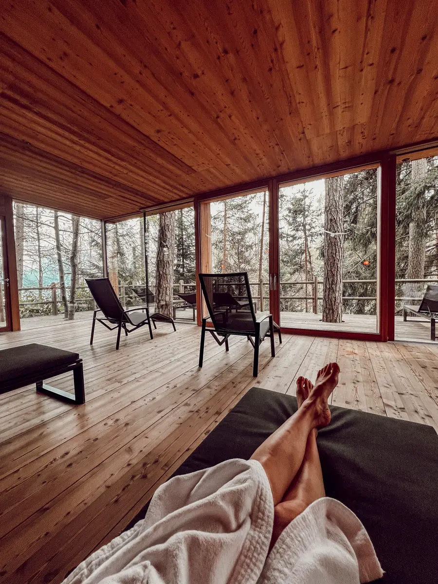 Adler Lodge Ritten Ruheraum Sauna Wald