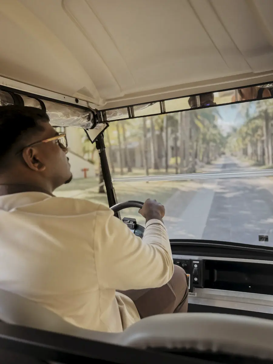 Beachcomber Dinarobin Golfcar