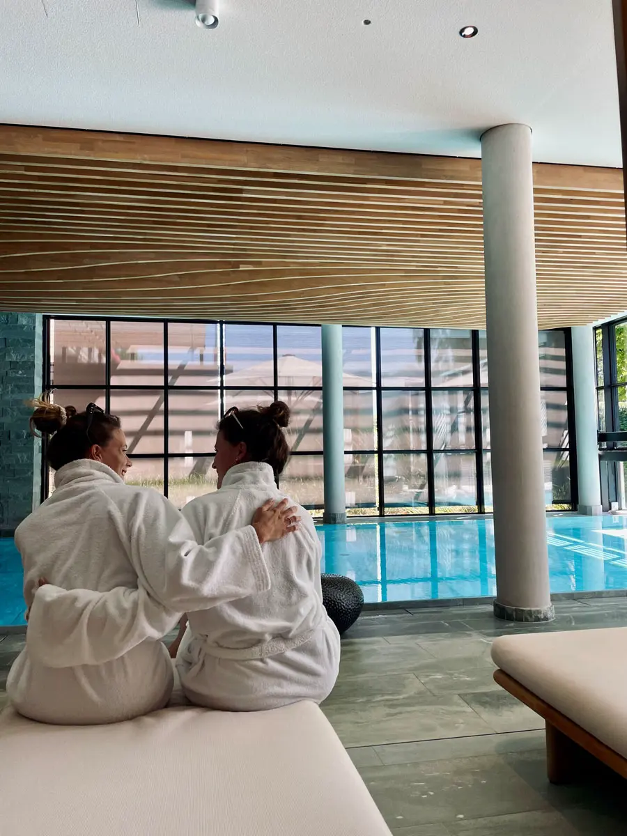 COCOtravel Egerner Höfe Deutschland Indoor Pool Wellness Entspannung