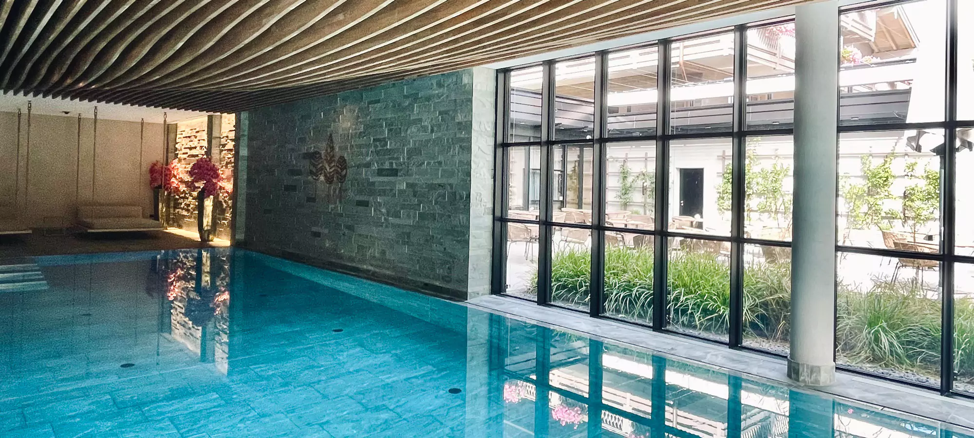 COCOtravel Egerner Höfe Deutschland Wellness Pool Bereich