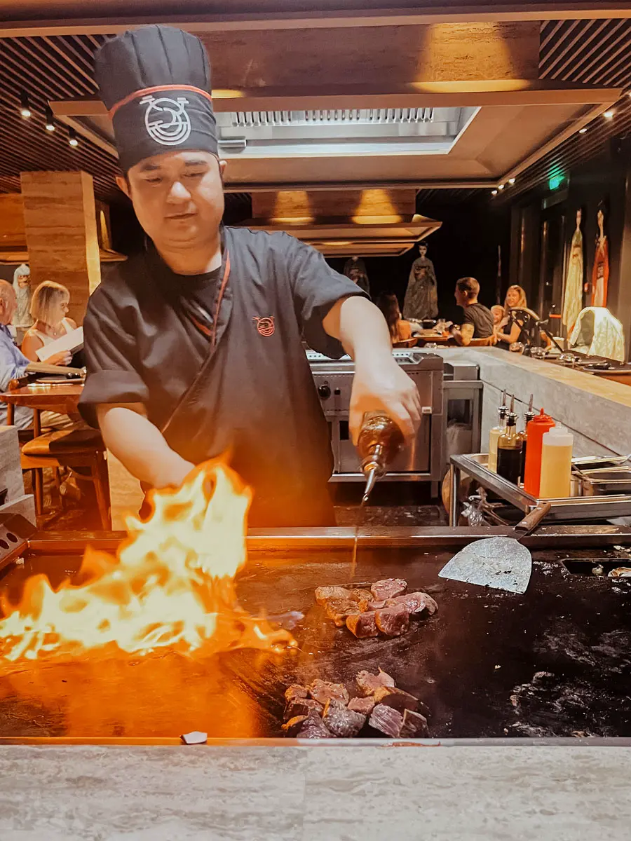 Cap St. Georges Hotel & Resort Restaurant Bonsai Kochen am Tisch