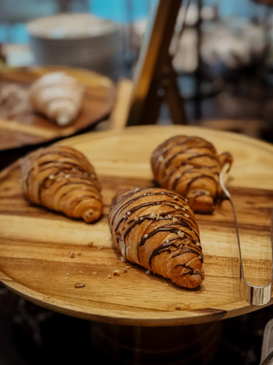 Schloss Seefels Frühstück Croissant